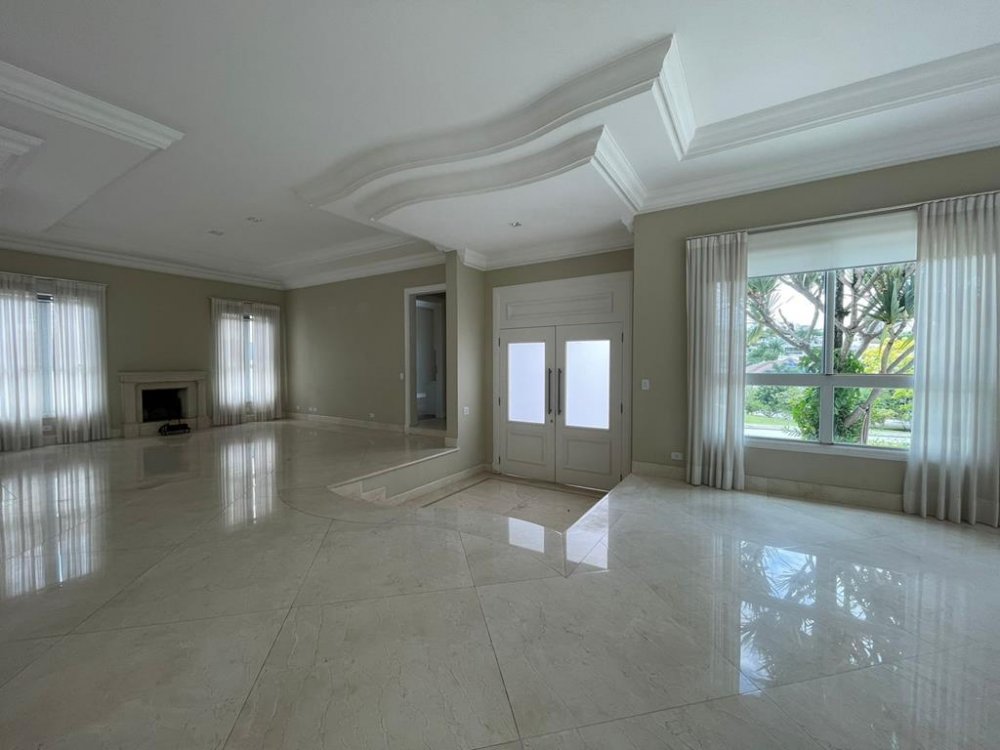 Casa em Condomínio - Aluguel - Tamboré - Santana de Parnaíba - SP